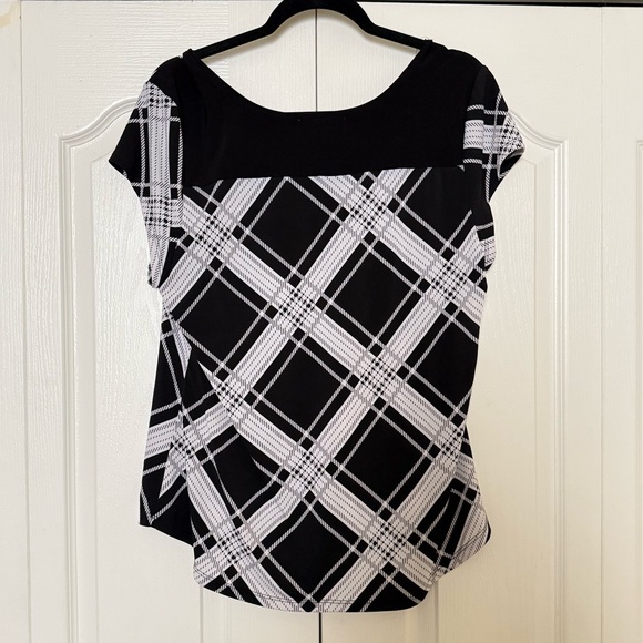 Diana Bell Plaid Women's Top - Picture 2 of 3